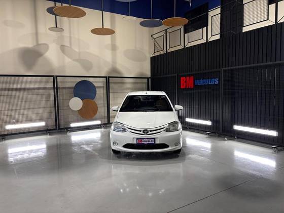 TOYOTA ETIOS 1.3 16V FLEX 4P MANUAL